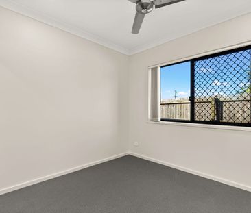 Stunning Family Home, 4 bed + study! - Photo 1