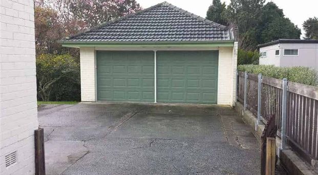 Easy walk to the CBD - Photo 1