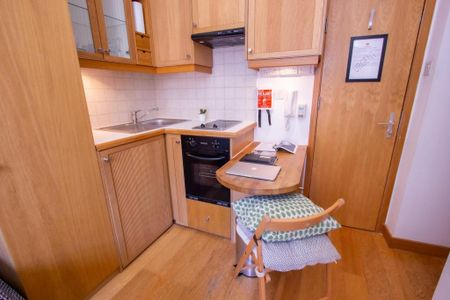 Flat 12 Cartwright Gardens, Bloomsbury WC1H 9EH - Photo 2