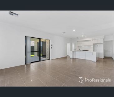 7 Kendinup Way, Midvale, WA 6056 - Photo 3