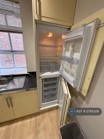 2 bedroom maisonette to rent - Photo 4