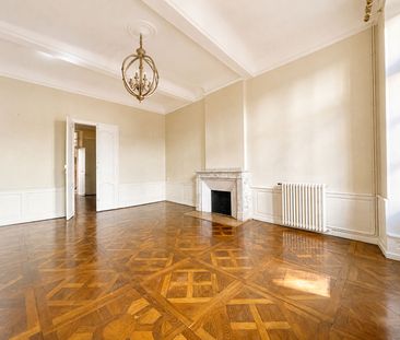 Location Appartement 3 pièces 135m² - Photo 1