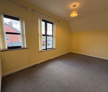 51 Main Street, Donaghcloney, BT66 7LR - Photo 4