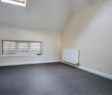2 bedroom end of terrace house to rent - Photo 5