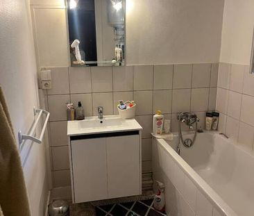 Location Appartement 2 pièces 46m² ANNECY 74000 - Photo 6