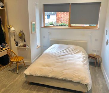 3 bedroom detached house to rent - Photo 5