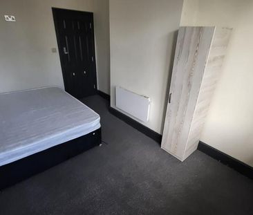 6 bedroom house share to rent - Photo 1