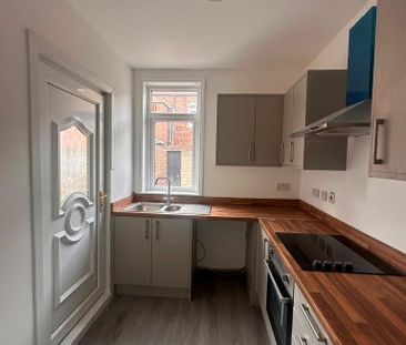 2 bedroom property to rent - Photo 6