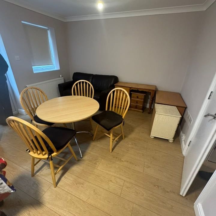 1 Bed Flat, High Road, N11 - Photo 1