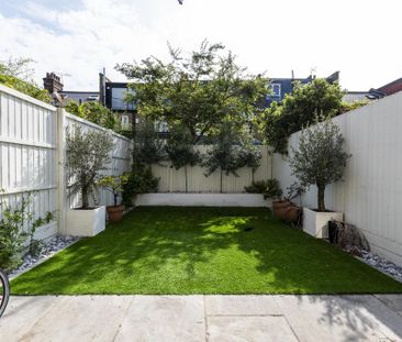 5 bedroom property to rent - Photo 1