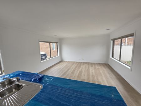 BRAND NEW TOWNHOUSE CLOSE TO EVERYTHING - Photo 2