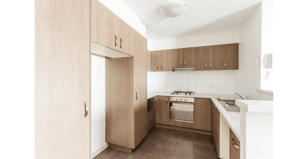 EASY LIVING! - Photo 1