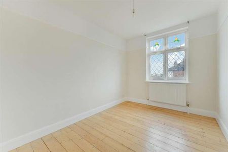 Cannon Hill Lane, Raynes, SW20 - Photo 4