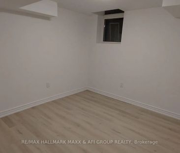 568 Brownridge Drive #Lower - Photo 5