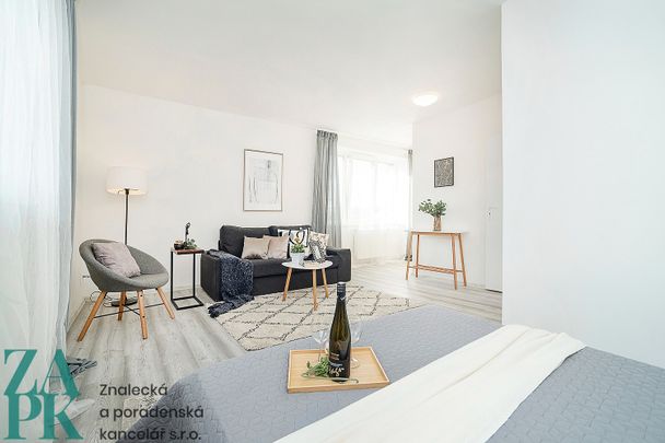 Pronájem bytu 1+kk 33 m² - Photo 1