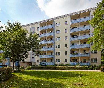 Modernisierte Seniorenwohnung mit Balkon - Anmietung ab 60+ - Photo 1