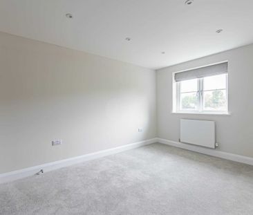 3 bed Semi Detached for rent - Photo 1
