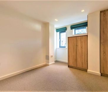 Premier House, West Byfleet, Surrey, KT14 - Photo 5