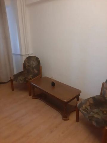 Proprietar închiriez garsoniera decomandată,utilată,zona McDonald's - Photo 2