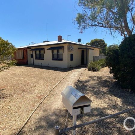 Open the Door To Comfortable Living - Photo 4