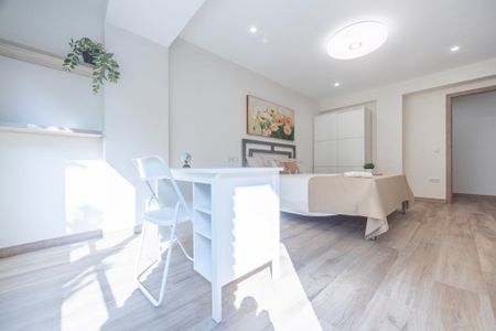 Avinguda de la Plata, Valencia, Valencian Community 46013 - Photo 5