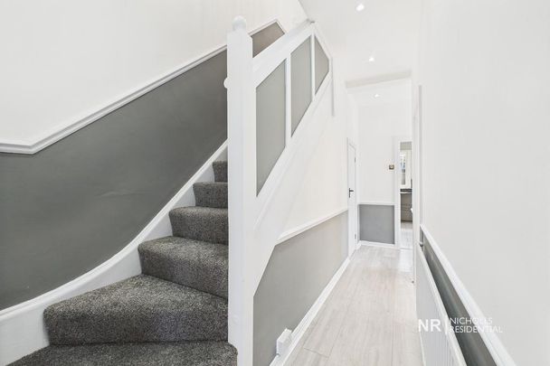 4 bedroom maisonette to rent - Photo 1