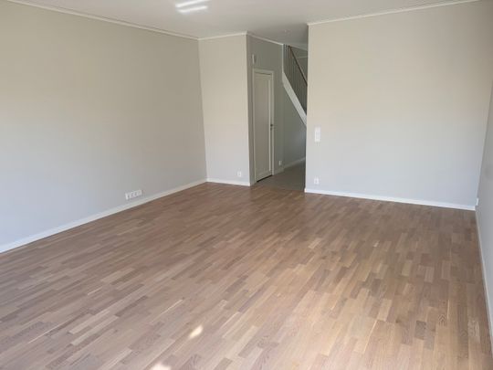 Malvastigen, Sollentuna - Photo 1