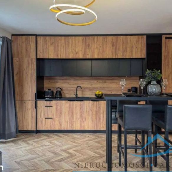 Komfortowy, umeblowany apartament z ogródkiem. - Zdjęcie 1