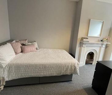 1 bedroom in a house share to rent - Photo 6