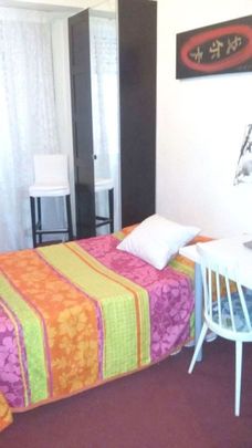 Alquiler de piso en Calle Ávila - Photo 1