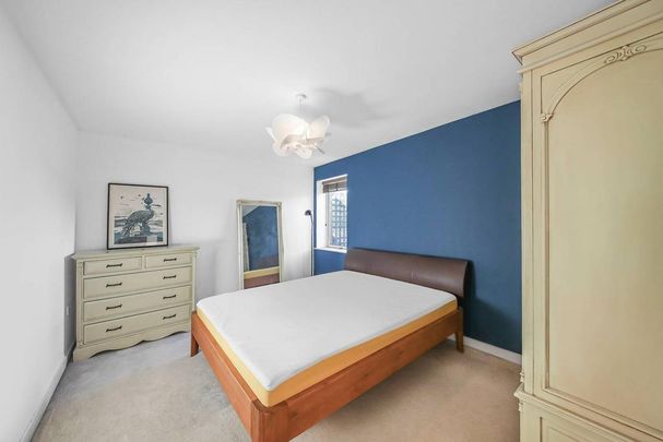 2 bedroom penthouse to rent - Photo 1