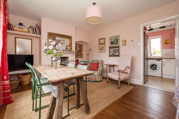 3 bedroom semi-detached house to rent - Photo 1