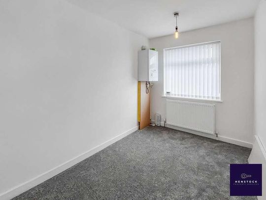 Oxford Drive, Middleton, Manchester, M24 - Photo 1