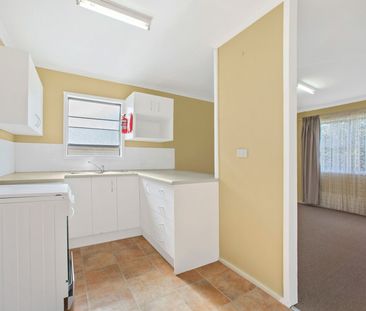 Central Two Bedroom Unit - Photo 5