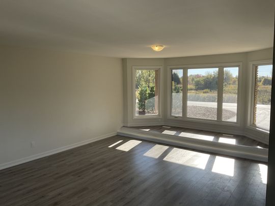 For Lease - 124 Squire Drive Unit# A, Ajax, Ontario - Photo 1