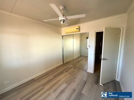 4 BED 2 BATH, PERFECT COMPANY HOUSE - Photo 3