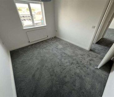 Peelers Gate, Wayte Street, Cosham, Portsmouth, Hampshire, PO6 - Photo 2