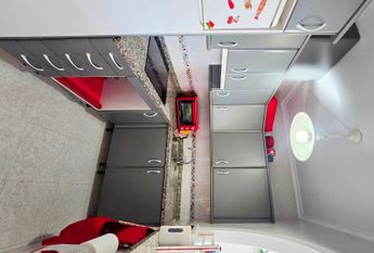 APARTMENT FOR RENT with 2 bedrooms and panoramic sea views