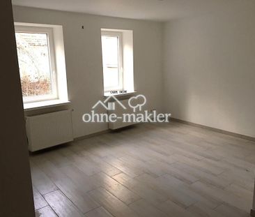 Loftcharakter, Stauraum und Tageslichtbad mit Eckbadewanne - Photo 1