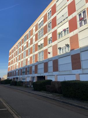 Appartement familial T6 proche de l’hôpital et de ces commodités - Photo 1