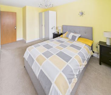 Swift Avenue, Rugby - Photo 5