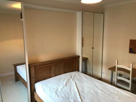 5 bedroom house to rent - Photo 3