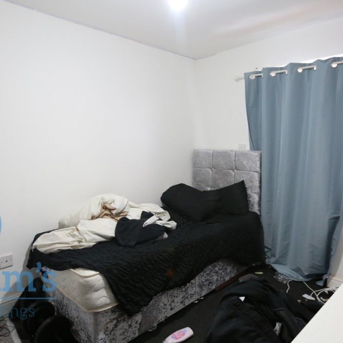 1 bed Studio for Rent - Photo 1