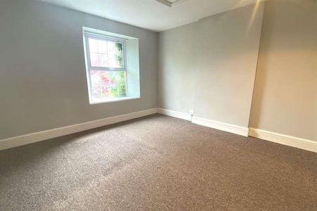 High Street, Oldland Common, BS30 - Photo 2