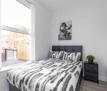 Unit 1, 47 Castlereagh Street, BT54NF, Belfast - Photo 6