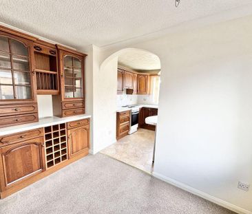 2 bedroom detached bungalow to rent - Photo 3