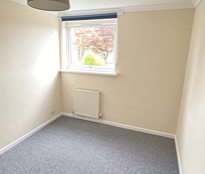 Mid Town House to Rent in Leek - Photo 1