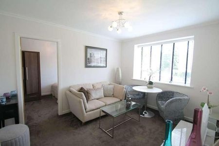 Griffin Court, West Drive, Edgbaston, Birmingham, B5 - Photo 3