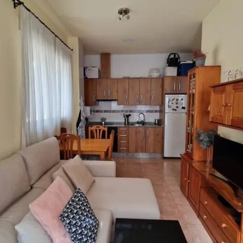 Apartamento en alquiler en Calle Juan de Berasatégui - Photo 1