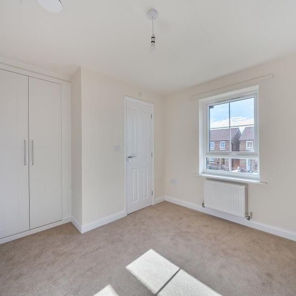 Peony Gardens, Ashchurch, Tewkesbury - Photo 1